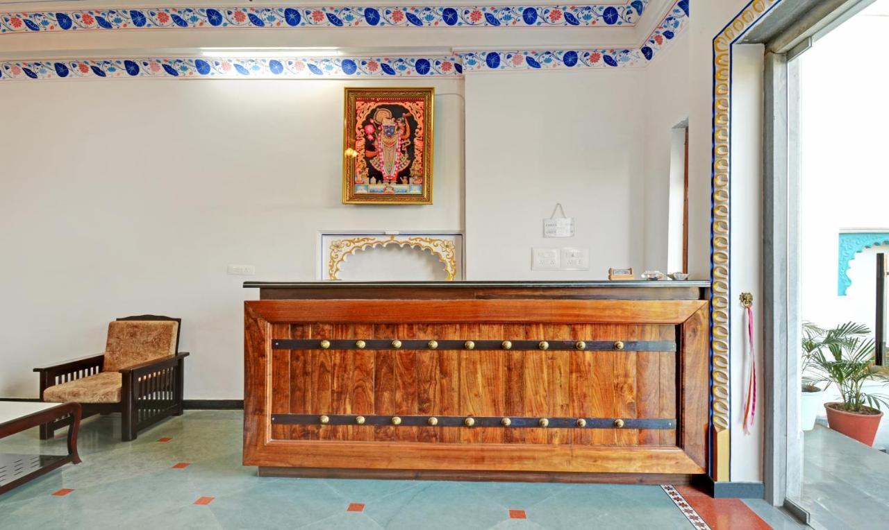 מלון אודייפור Treebo Khakhri Haveli מראה חיצוני תמונה