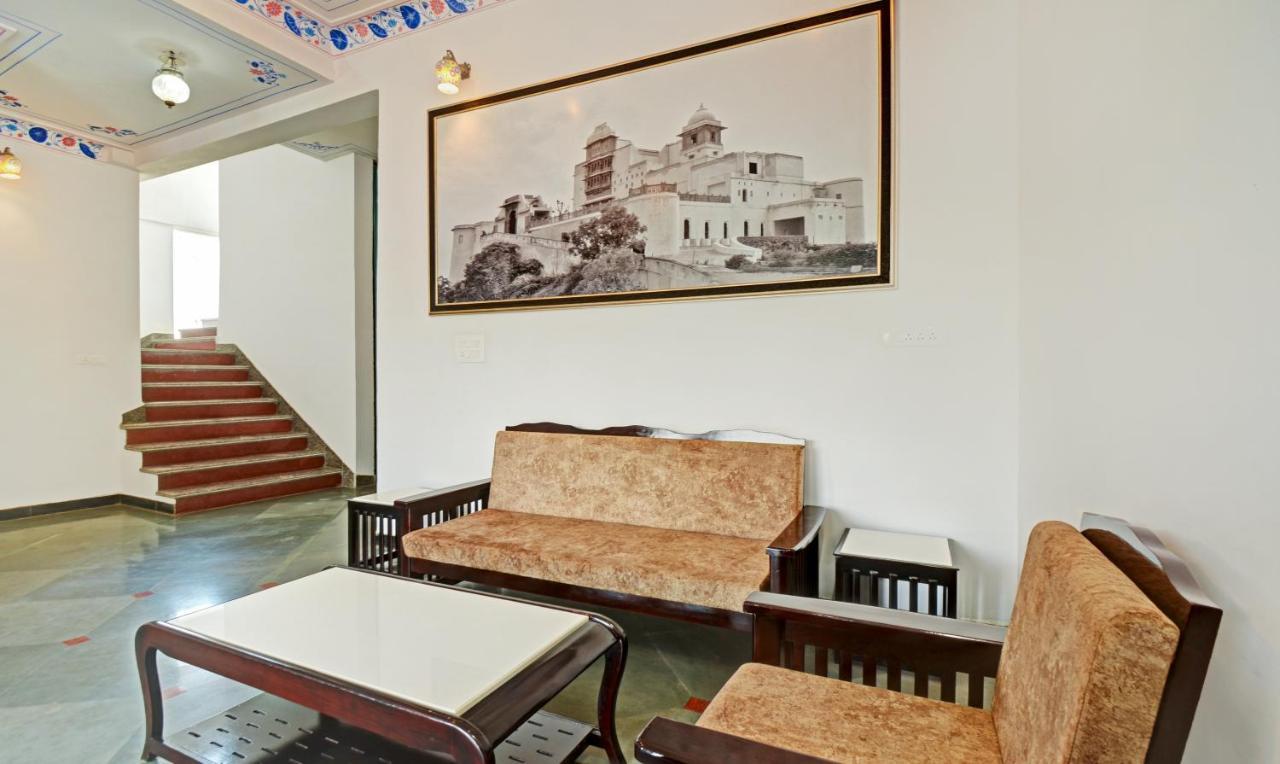 מלון אודייפור Treebo Khakhri Haveli מראה חיצוני תמונה
