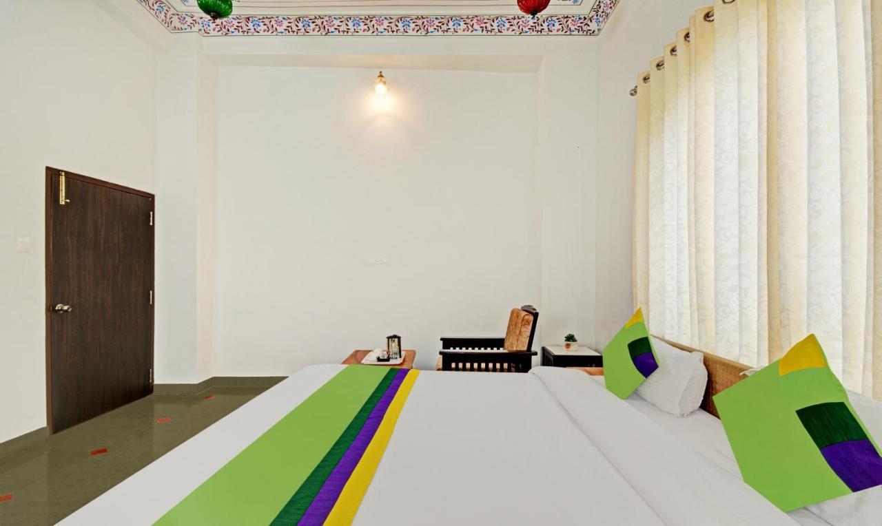 מלון אודייפור Treebo Khakhri Haveli מראה חיצוני תמונה